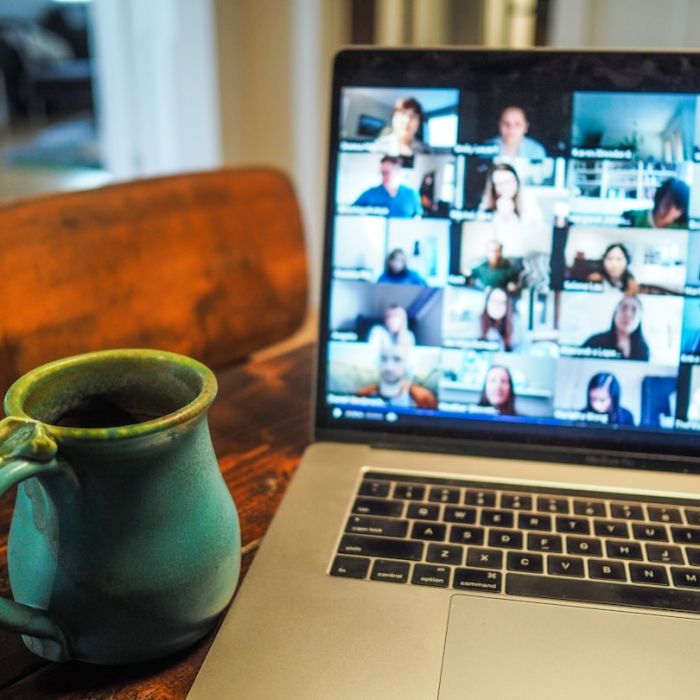 Online or in-person therapy: how to choose